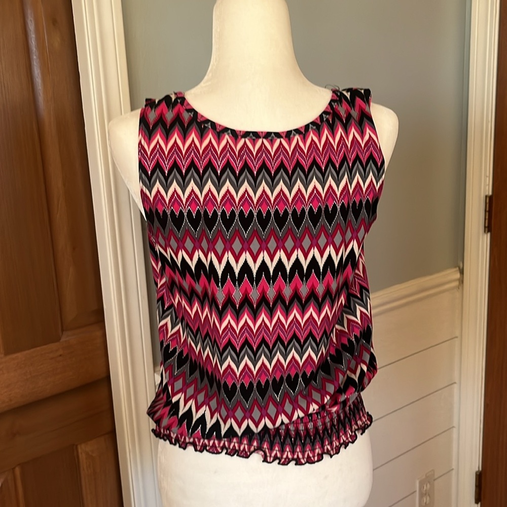 IZ by Byer Chic Chevron Tank Top - Pink, Black, White with Silver Threadng - L - Picture 3 of 4